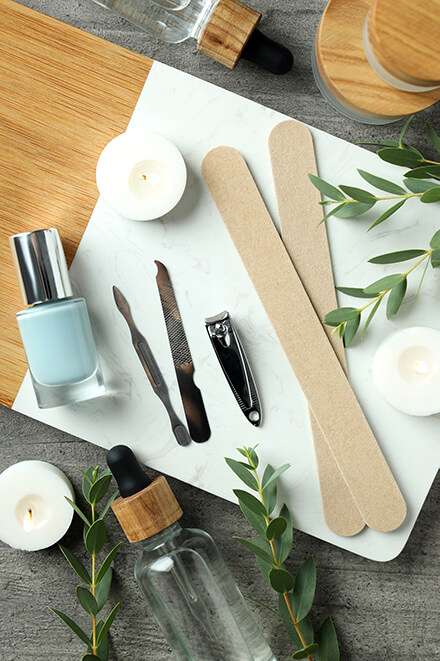 Hochwertige Maniküre-Werkzeuge – Nagelstudio Winterthur